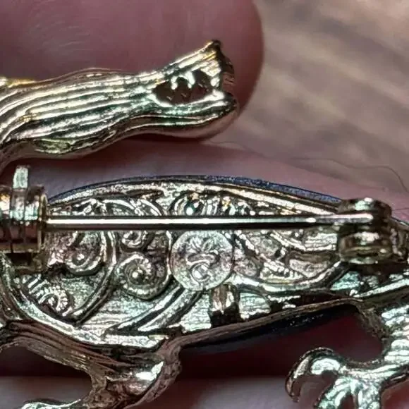 Loch Ness monster brooch with abalone - Picture 3 of 5